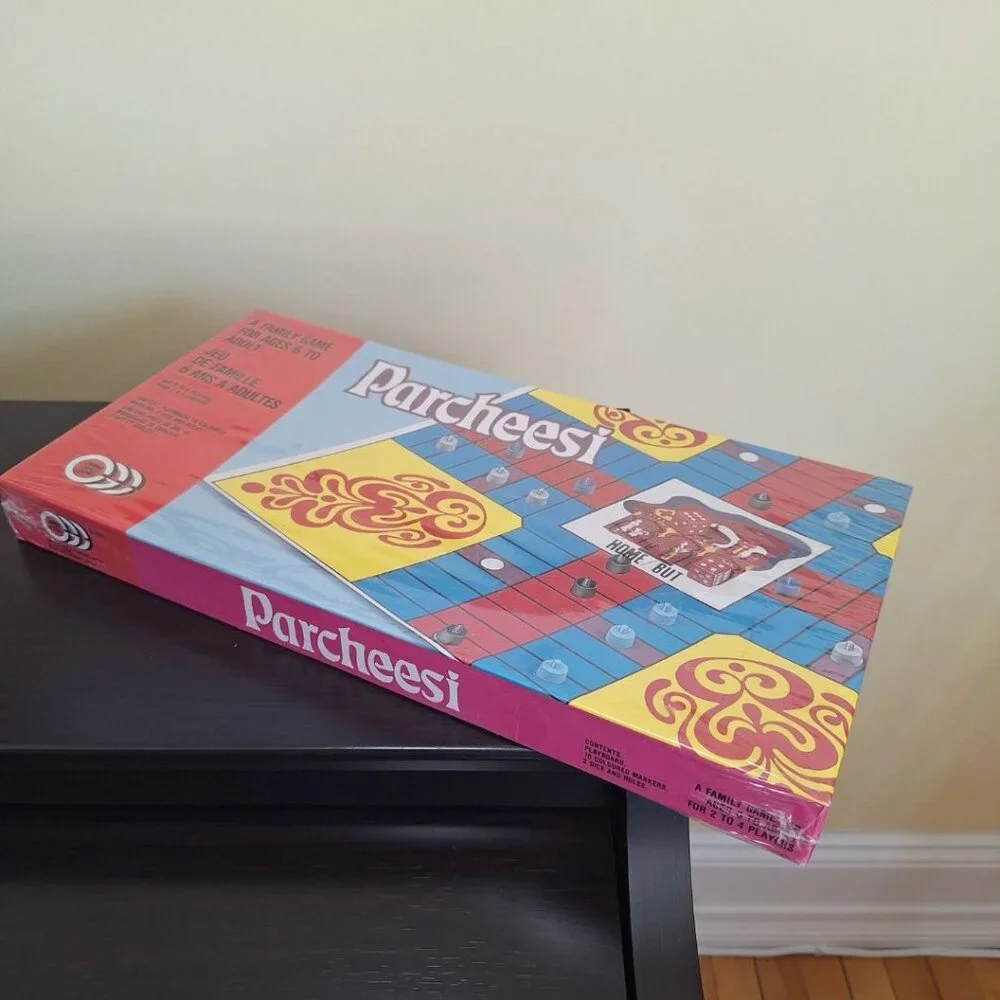 Parcheesi Board Game Vintage Sealed Canada French English Family‎ Classic Night